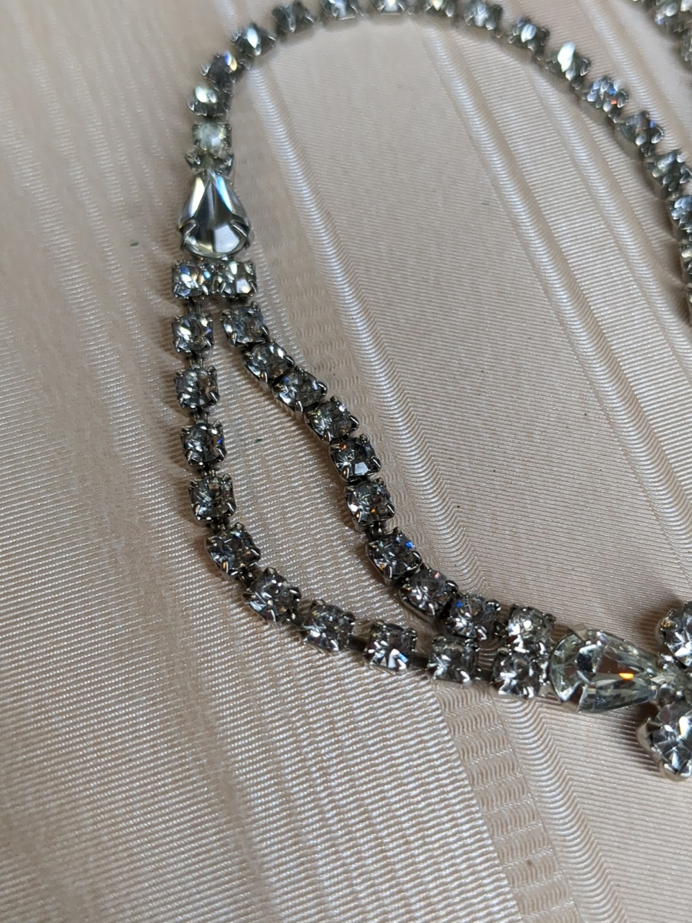 Vintage 60s Rhinestone Necklace Chocker Tennis Style Elegant Formal Wedding - Picture 5 of 10